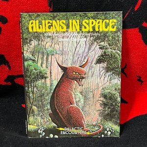 Aliens in Space, Galactic Encounters. 1979. Good Condition. Hard Cover.